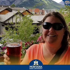 Meet your Posher, Laura